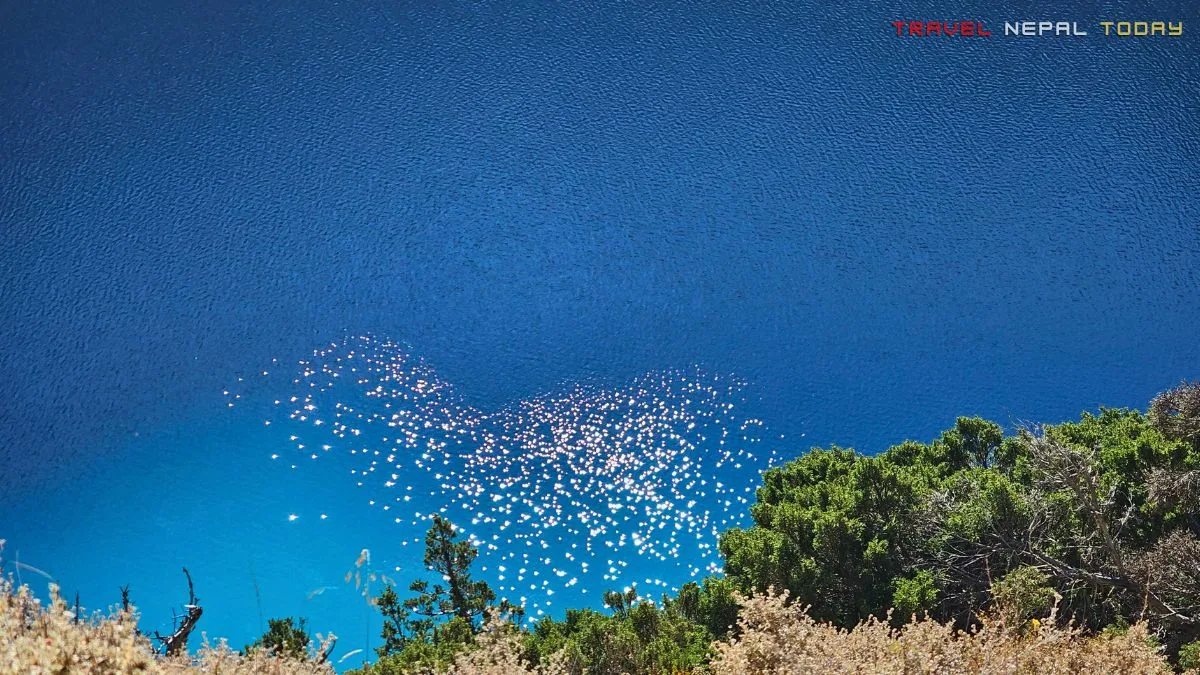 deep blue color of phoksundo lake