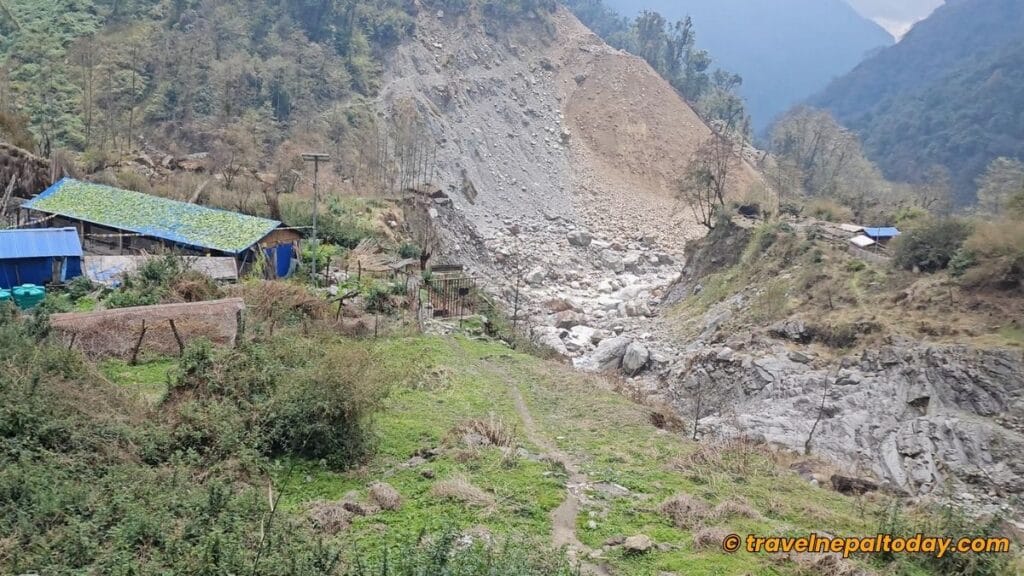 hugu on the way to kapuche lake
