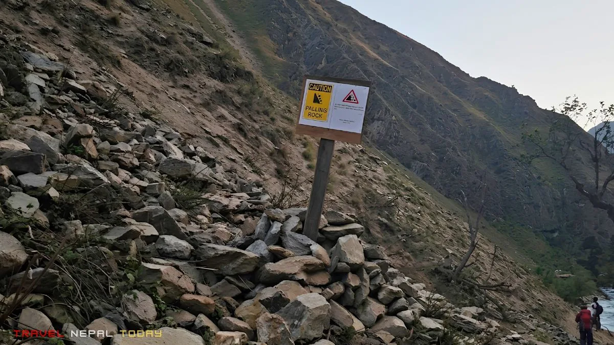 landslide section in phoksundo trek