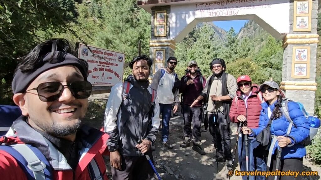 on the way to chhepka dolpa