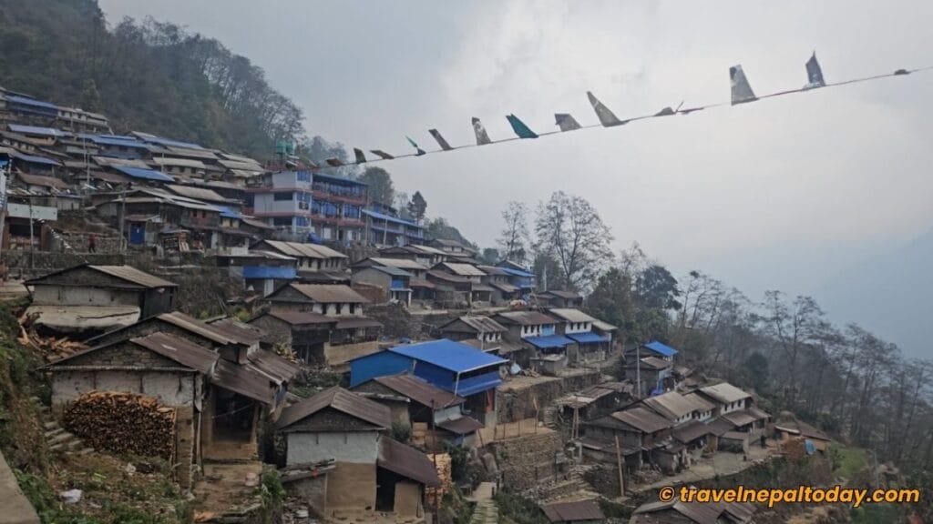 sikles village kaski