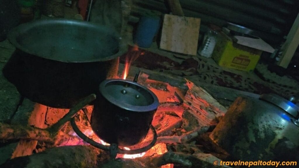 cooking food in panch pokhari trail