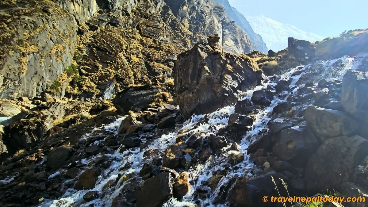 sun khola in north abc trail