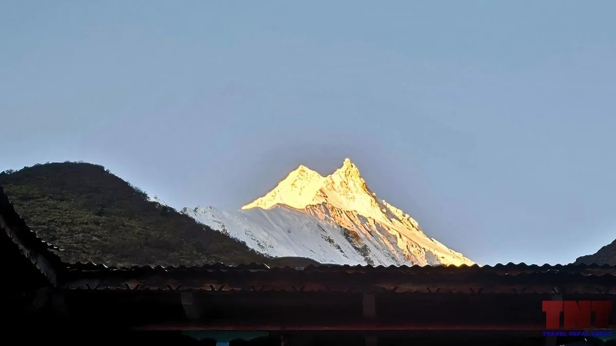 manaslu view from samagaun