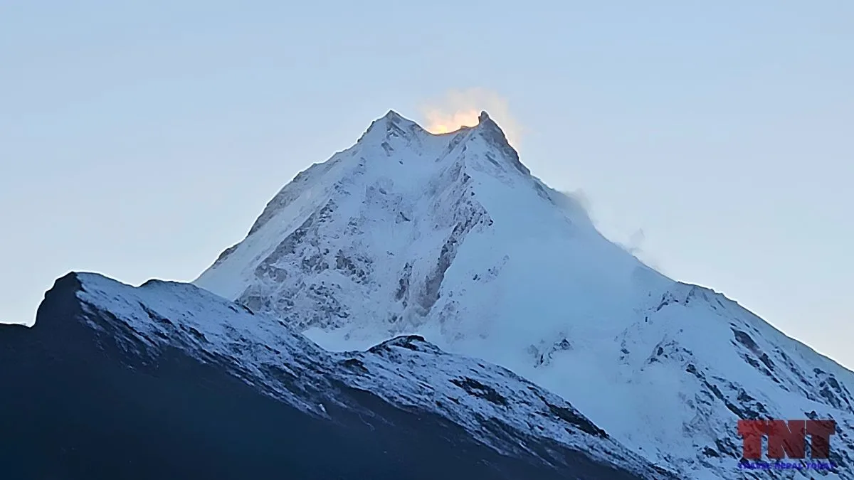 northeast face of manaslu view from shyala