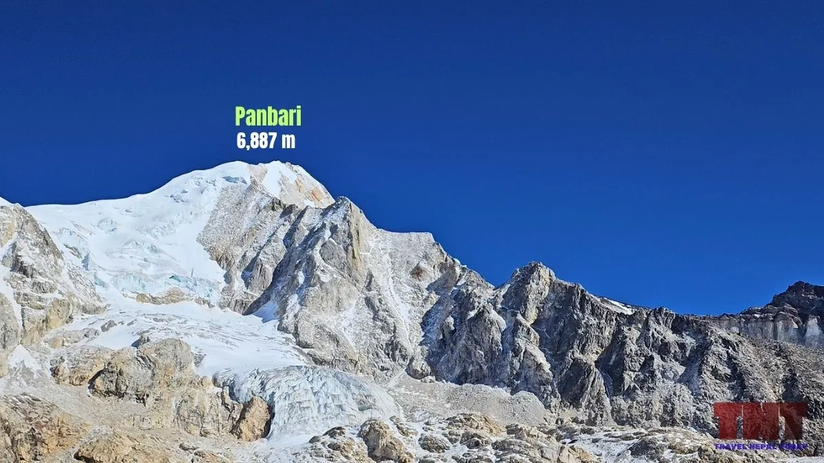 panbari himal seen from larke pass